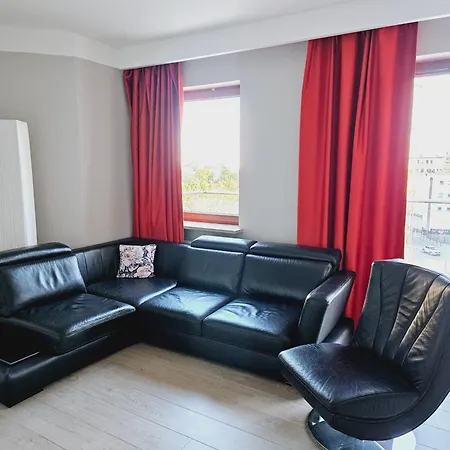 5 Pietro Apartamentowca W Sercu Poznania * Poznaň